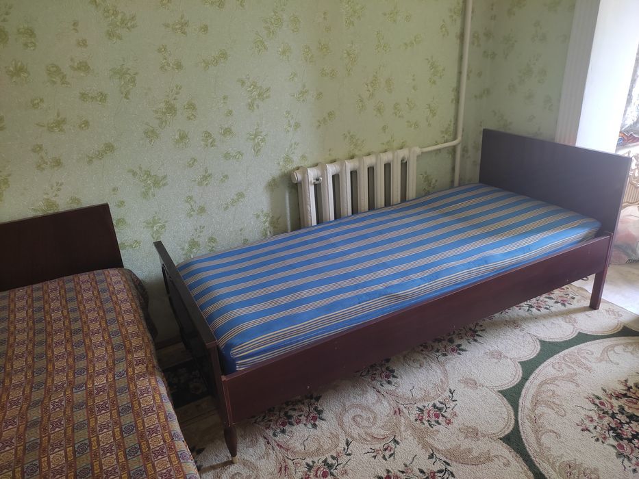 Кроват  бир кишилик донаси беш юз