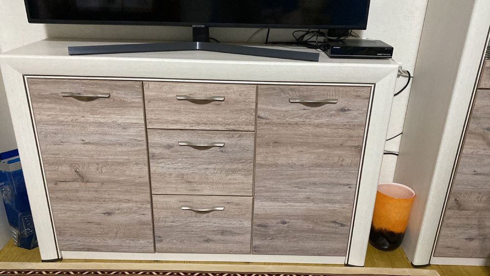 Продам Стенку -горку