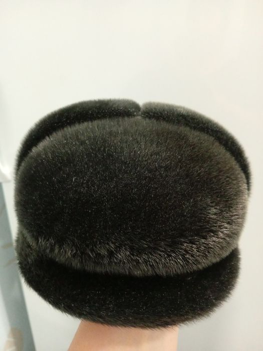 Продам шапку мужская