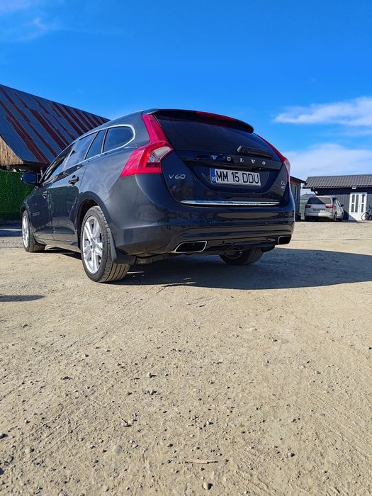 Volvo v60 plug in hynrid 288cp