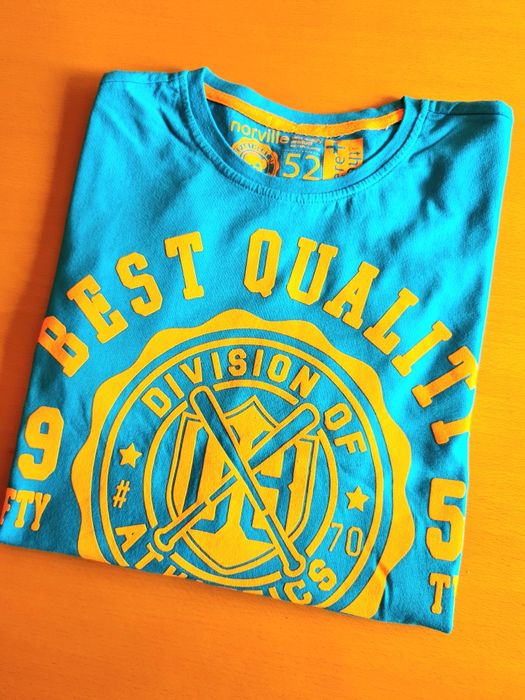 Блуза с дълъг ръкав C&A, подходяща за високо момче