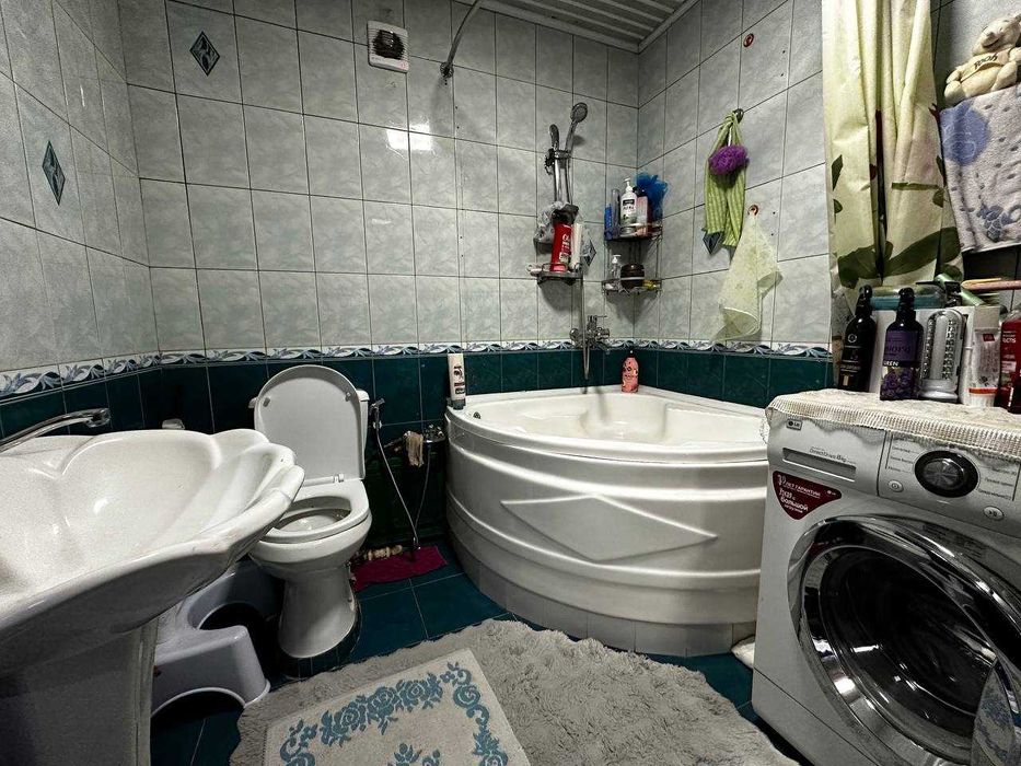 Продаётся 4х комнатная квартира на чиланзаре 23 квартал