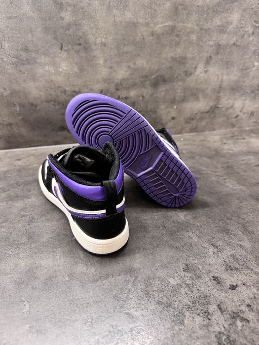 Jordan 1 Mid sneakers kids, girl 30