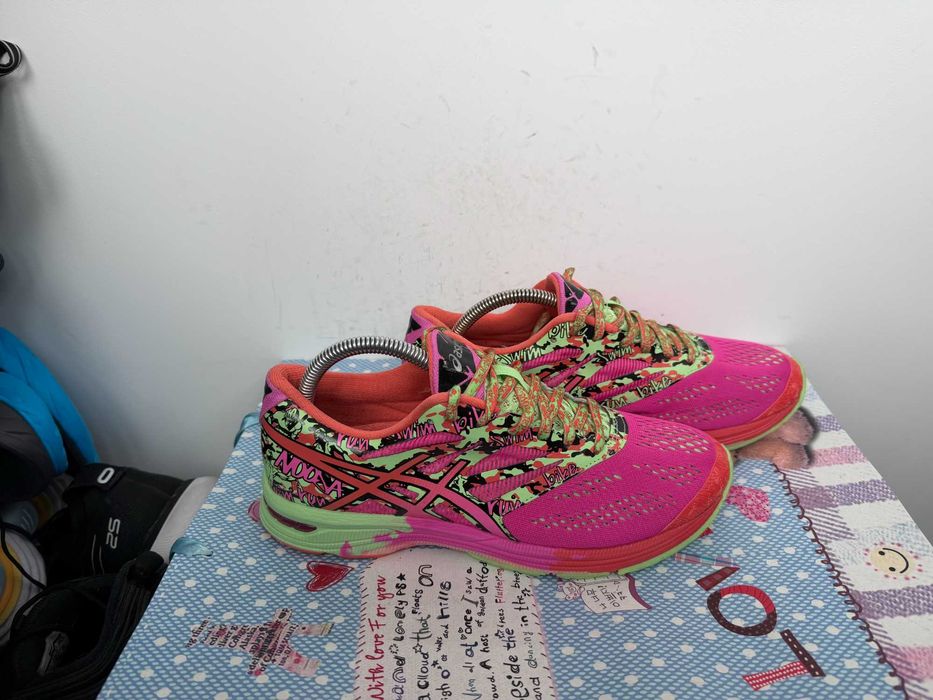 ''Asics Gel Noosa Tri 10''оригинални маратонки 40.5 номер