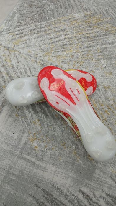 Продават се за връзка на телефония номер