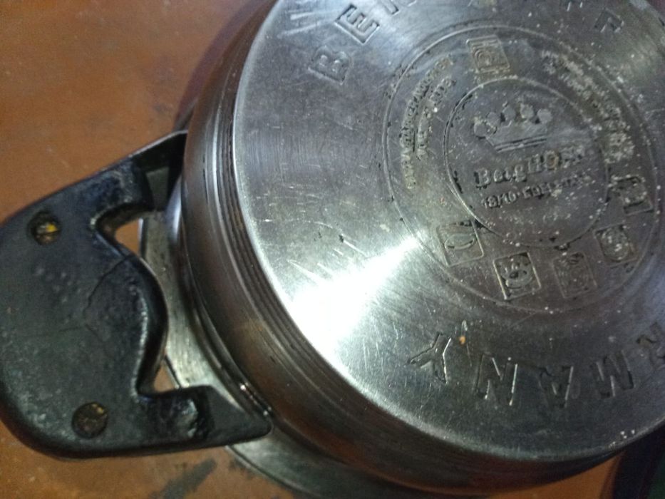 Продам посуду кастрюли