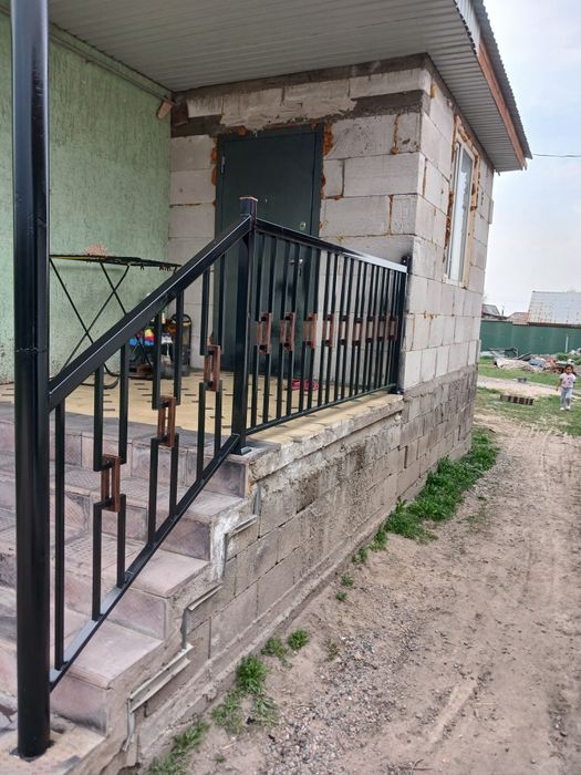 качелья садовая .