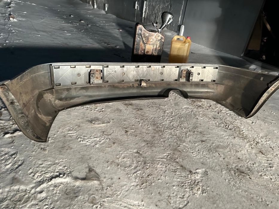 Продам задний бампер Ауди 80 купе