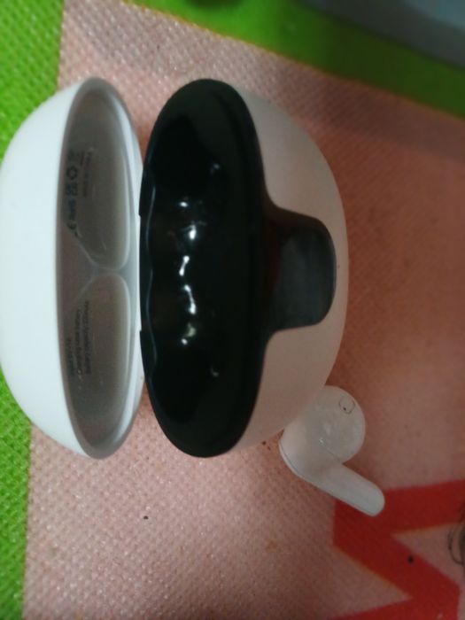 Продаю Наушники XTREON S61 белый