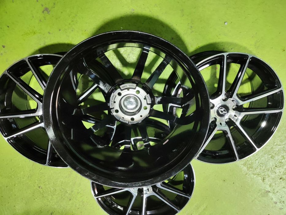 18 5x114.3 Hyundai Kia лети джанти 5х114.3 Хюндай Киа