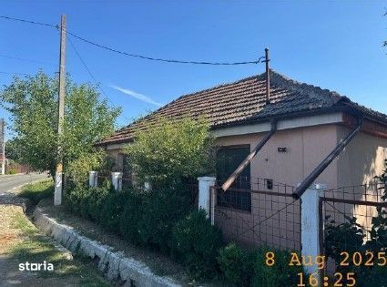 Casa si teren cota parte 1/3, Ivanesti, ID: R2759090