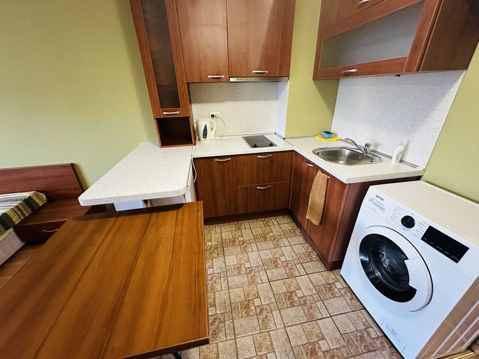 Дава се под наем Едностаен апартамент в Банско - 43 кв.м за 306 € - Снимка #3