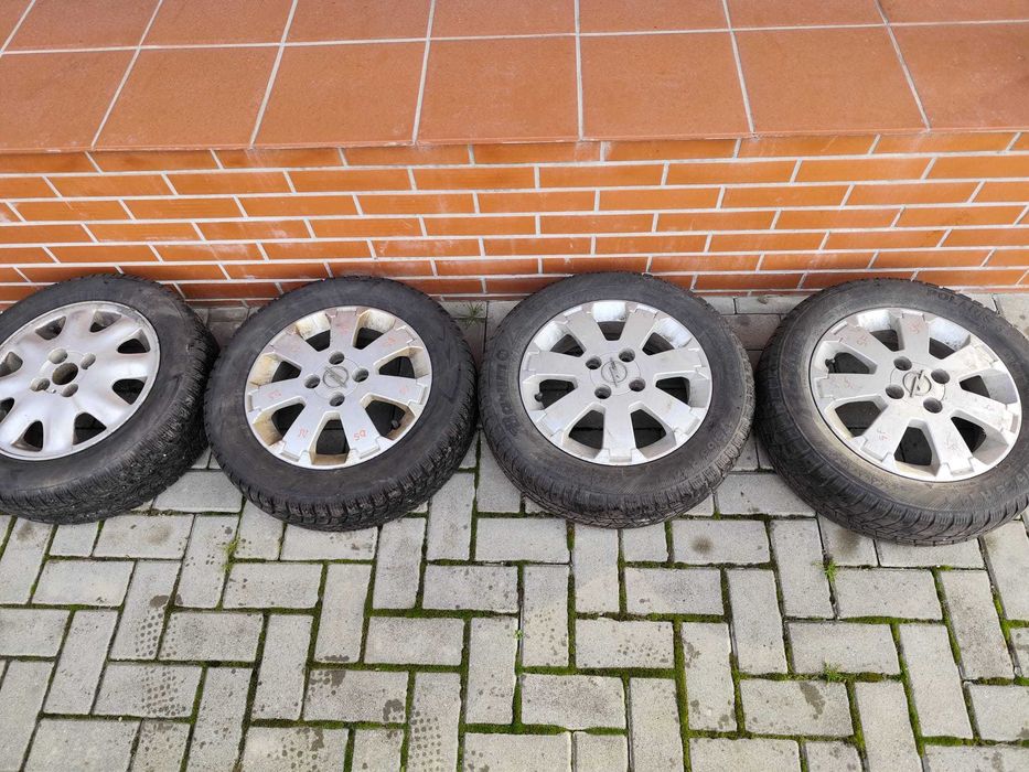 Vând Renault Clio 1.4 gpl.Pretul este fix-3200 lei