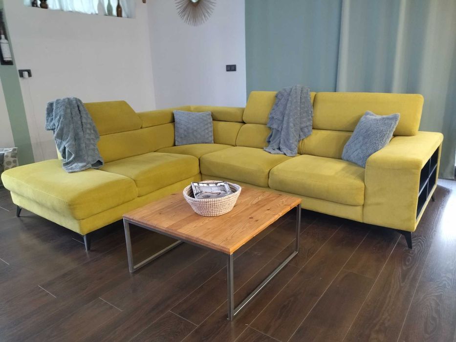 Ъглов диван жълт
