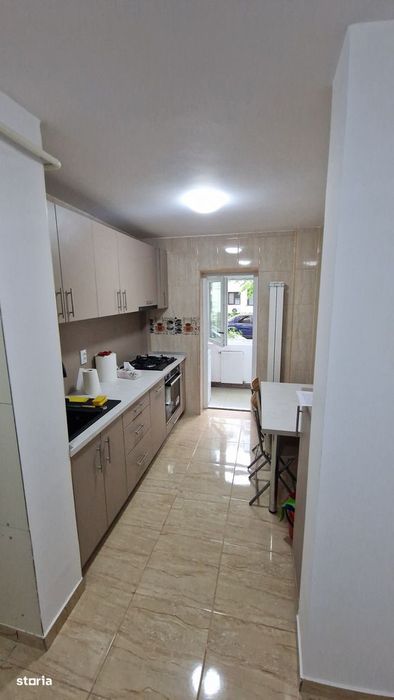 Apartament de 2 camere cu balcon, ideal pentru studenți