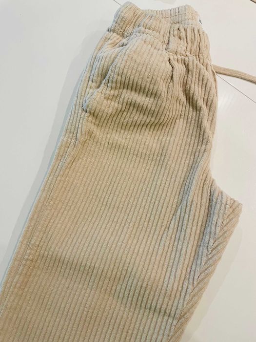 Панталон от рипсено кадифе ZARA / момче / 140 см