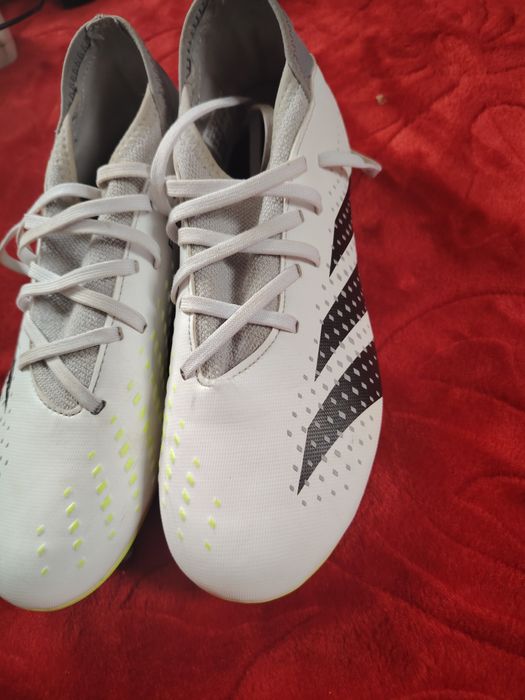 Crampoane cu filet, mărimea 38.