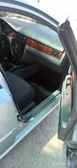 Jentra 2015год.с салона в 2016 2я позиция евро цвет дельфин