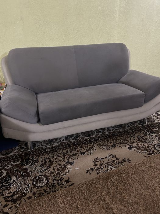 Продам диван в отличном состоянии