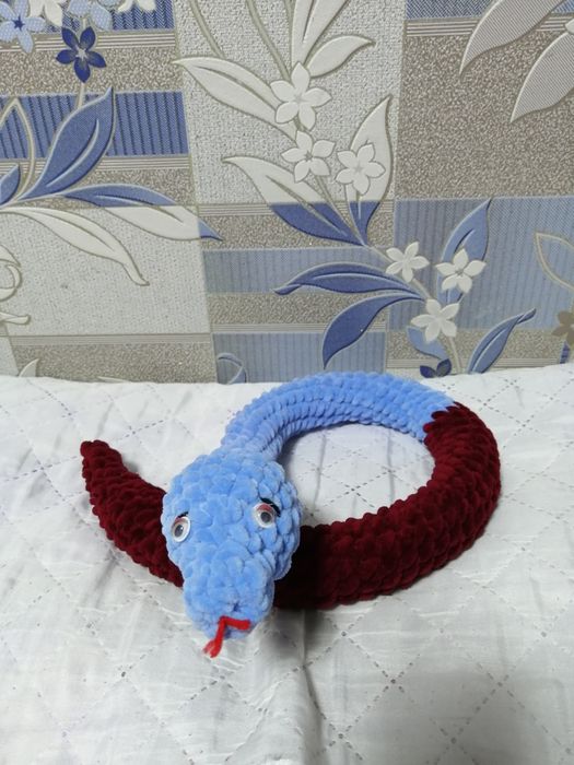 Вязаные игрушки ручной работы