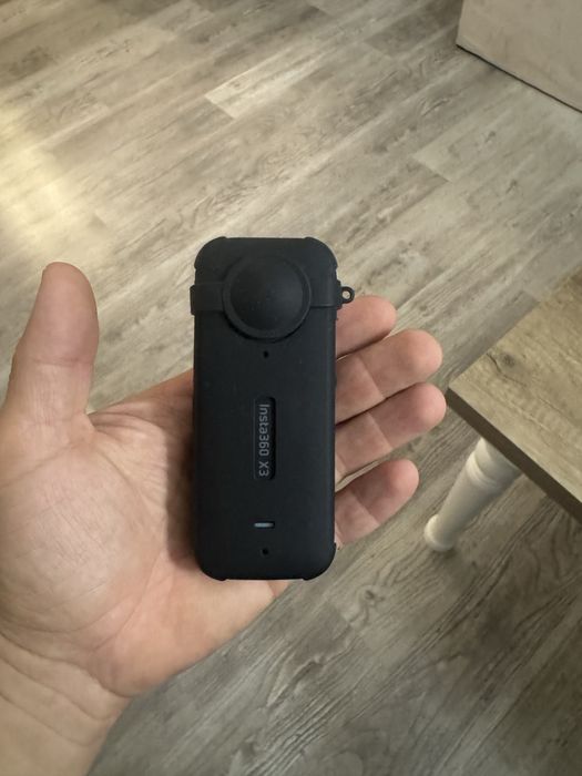 Камера 360  Insta360 X3