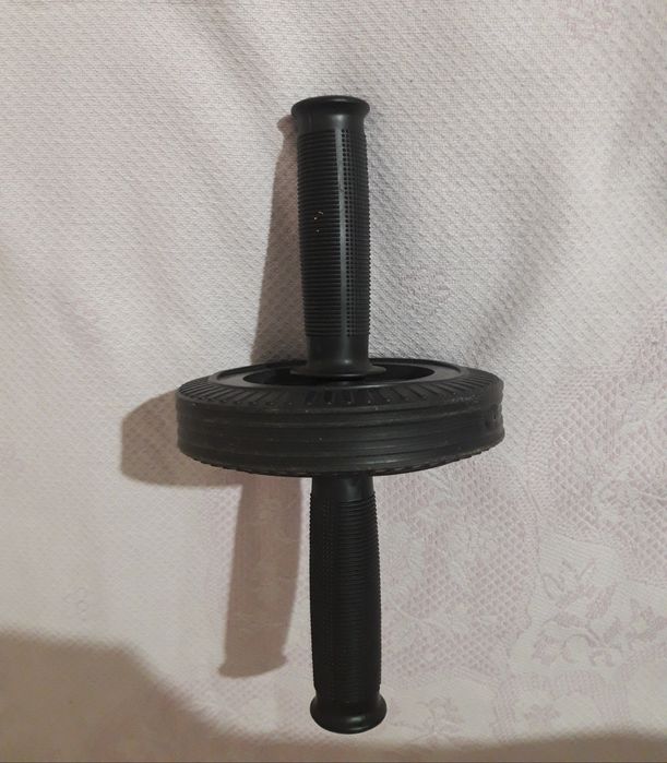 Гимнастический ролик и эспандер