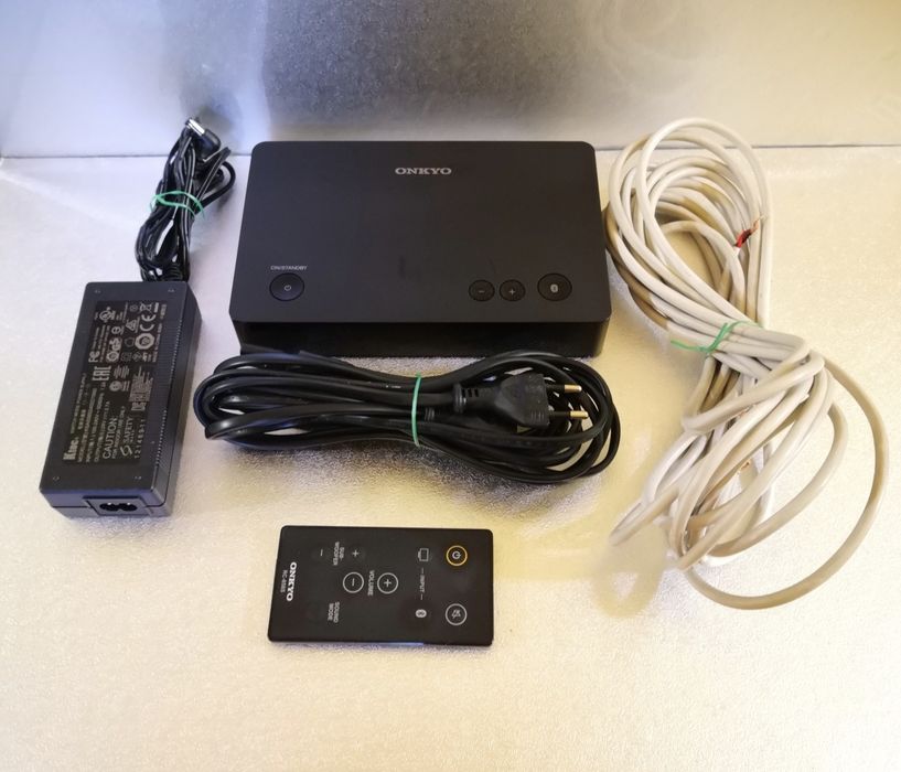 Onkyo LS 3200 2.1 аудио система с Bluetooth и субуфер