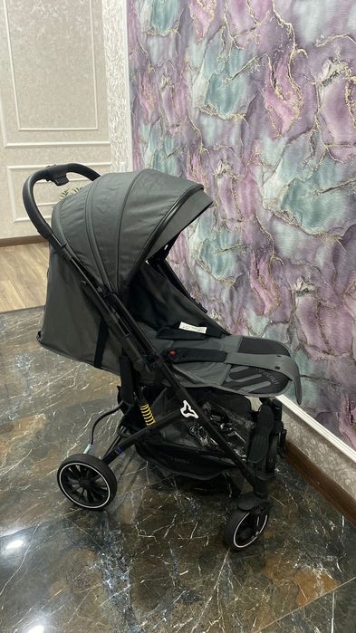 Продам новую детскую коляску