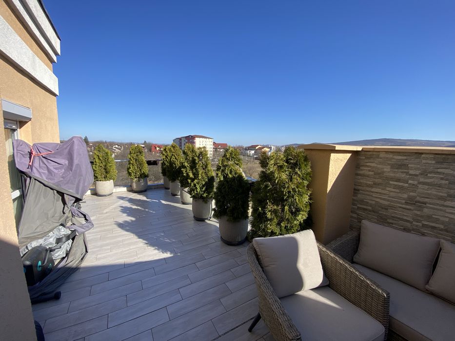 Penthouse premium Green Park iasi cu vedere superba