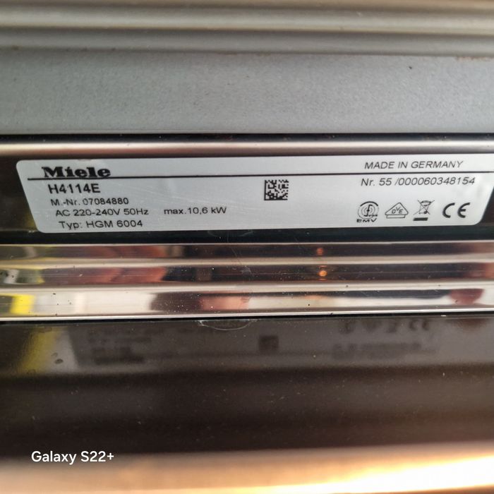 Комплект фурна и плот за вграждане MIELE H4114E