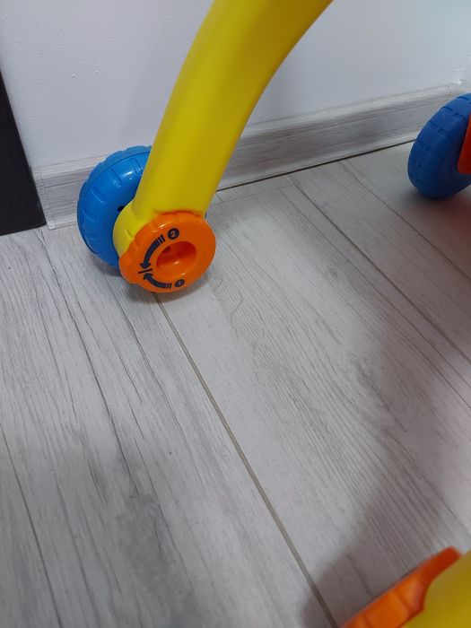 Mașinuța premergator bebe