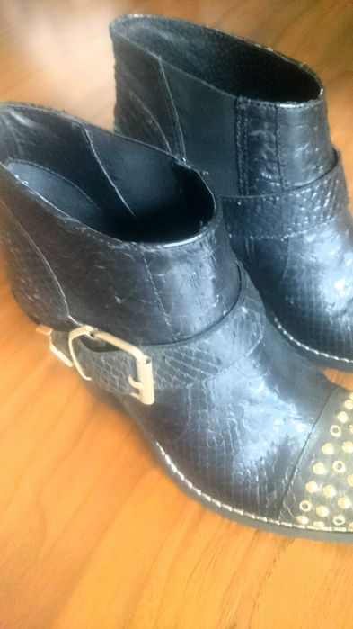 Ghete botine cowboy 37 piele reptila crocodil negre zara stil