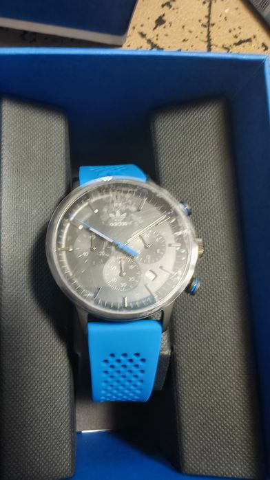 Ceas Adidas nou la cutie