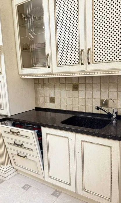 Кухонный гарнитур с техникой