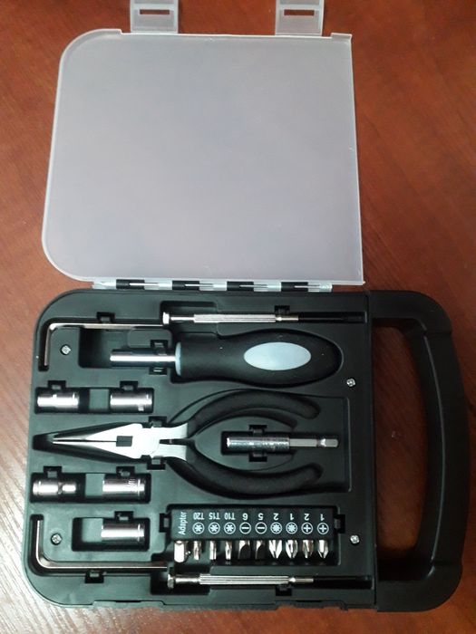 Продаю набор инструментов.