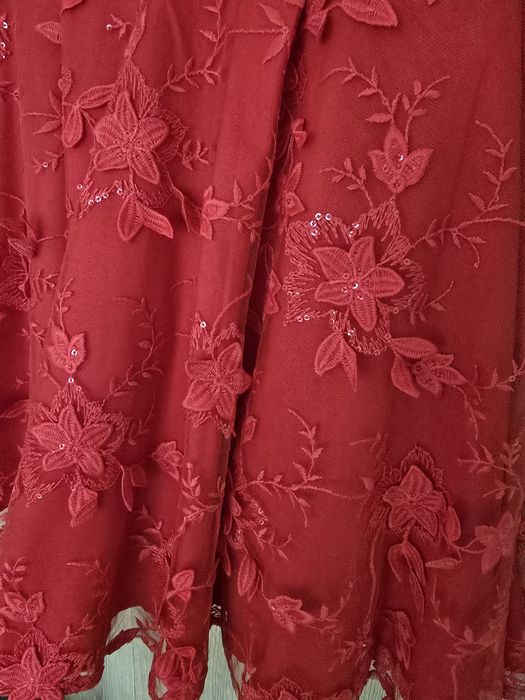 Официална червена рокля с гол гръб, размер XS-S