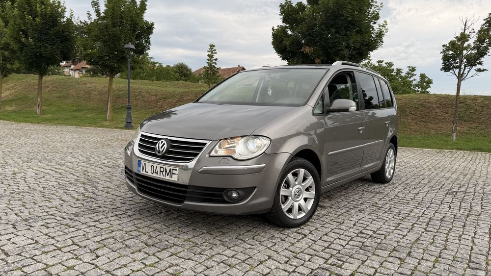 Vw touran 20 D 140cp An 2008. Automat