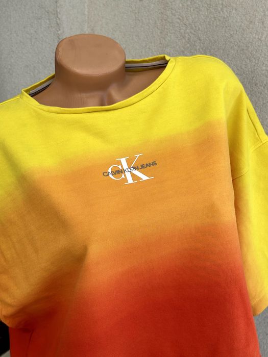 Дамска oversized тениска Calvin Klein - размер S, КАТО НОВА