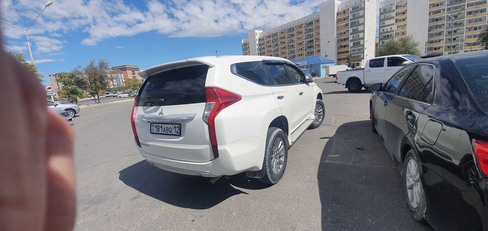 Митсубиси монтеро спорт