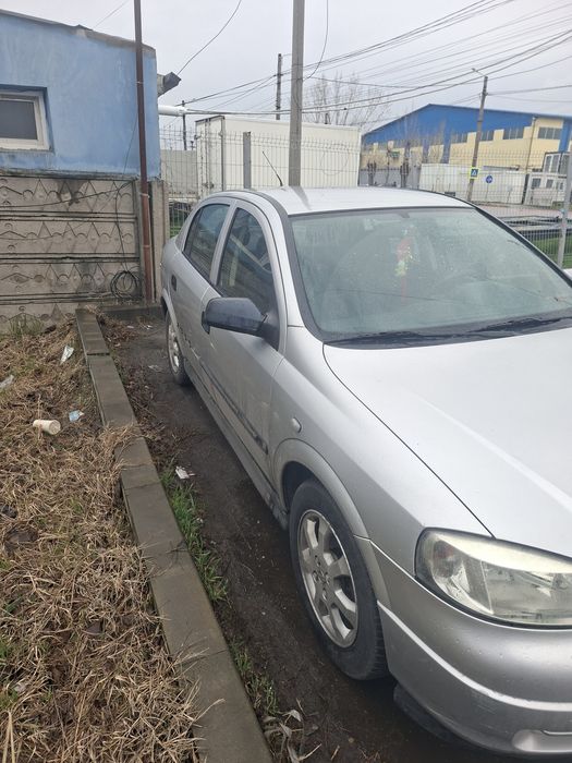Vând Opel Astra G