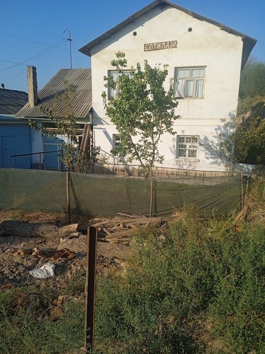 Продается двухэтажный дом