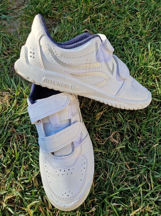 Vand adidasi Artengo-Decathlon mar 31
