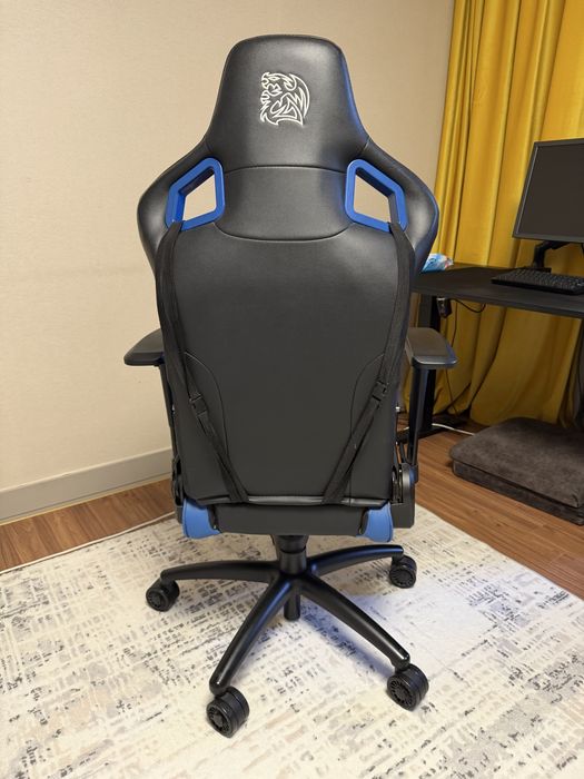 Продам кресло игровое