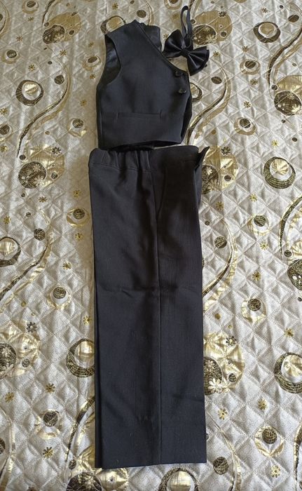 Костюмчик на мальчика