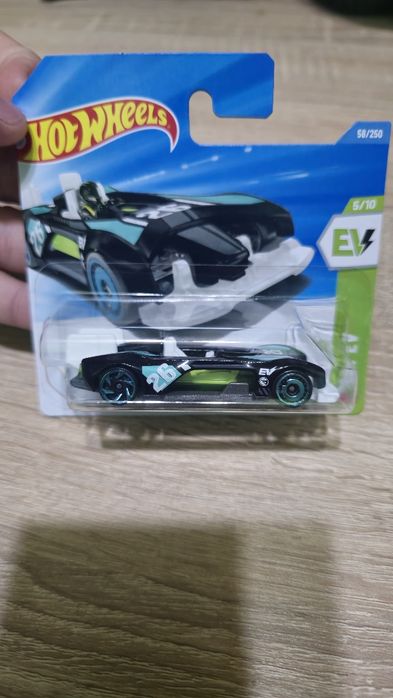 Hotwheels TH ( TreasureHunt) și rare.