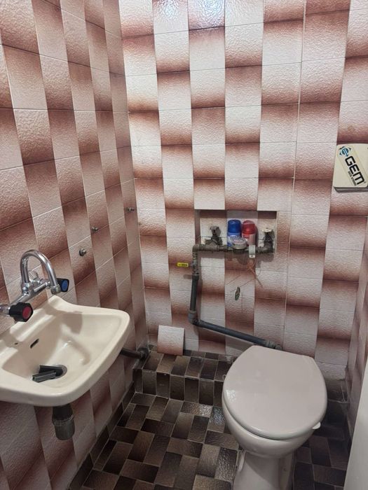 Продава се Тристаен апартамент в Казанлък - 93 кв.м за 987 €/кв.м - Снимка #4