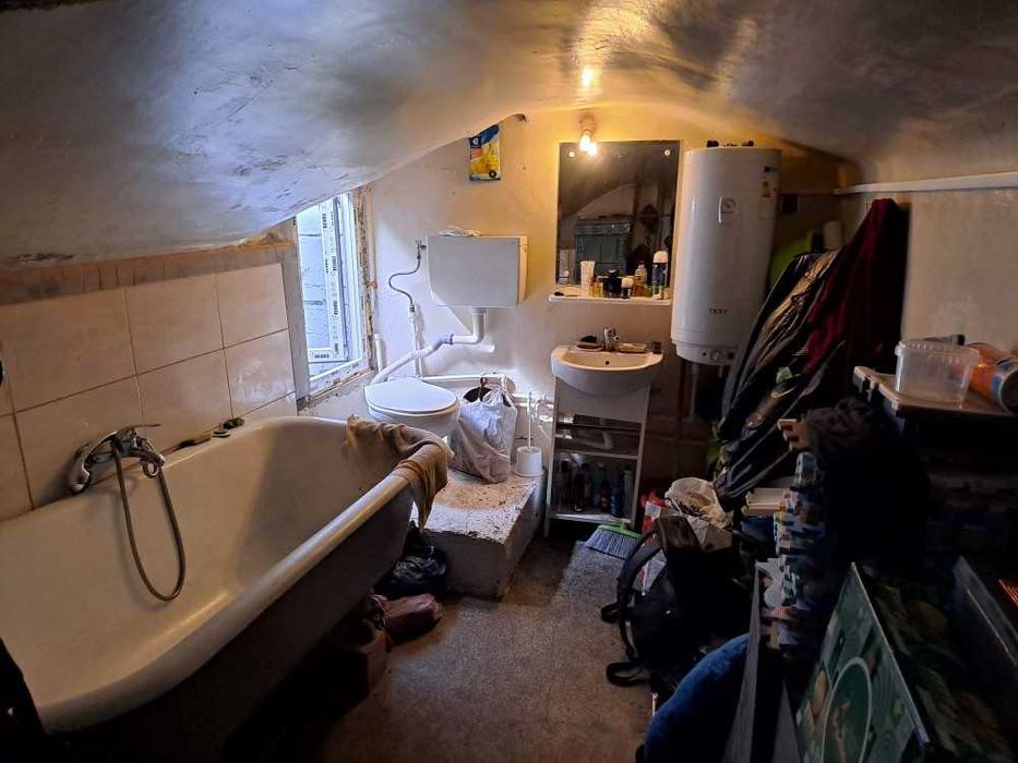 Vand apartament mansarda Piata Unirii 2+1 camere