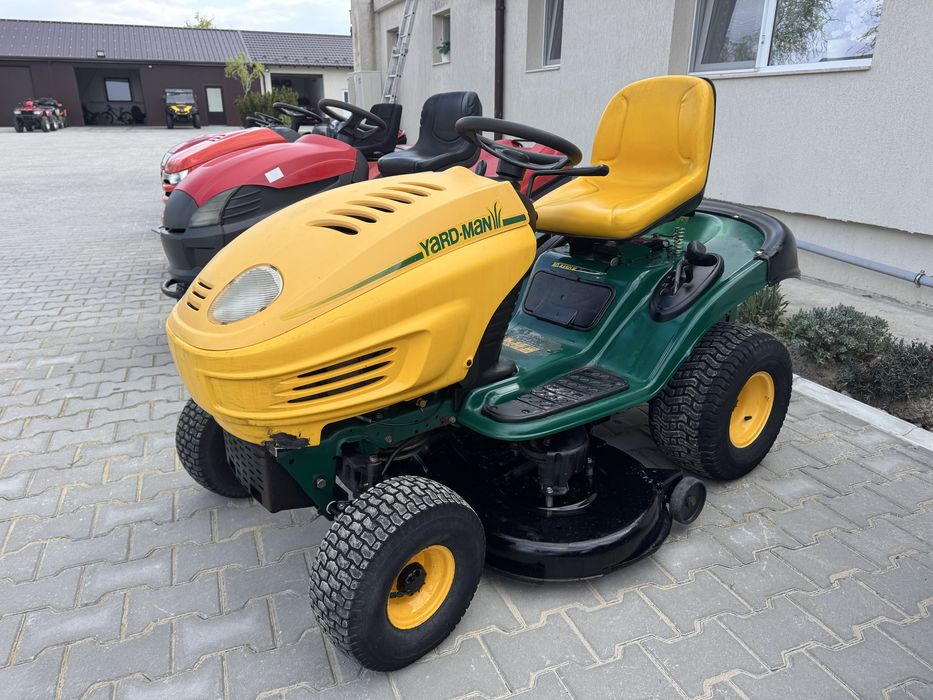Tractor tractoras tuns iarba/gazon MTD YARD MAN 15 cp doua pistoane