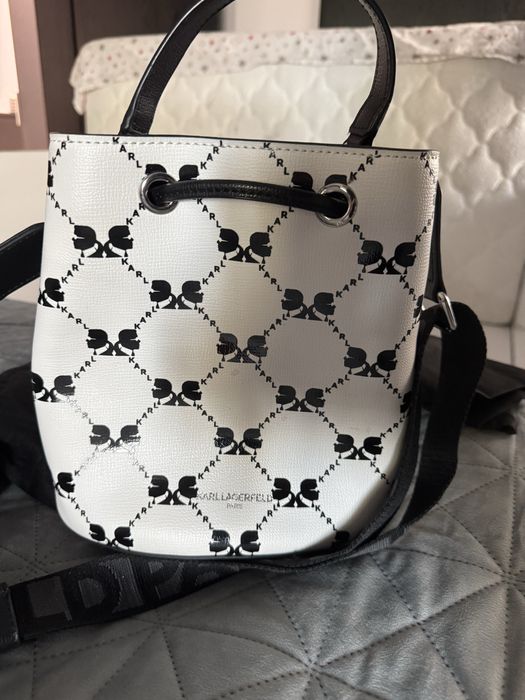 Нова чанта karl lagerfeld