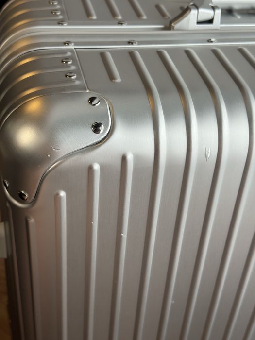 Troler Bagaj Rimowa Check In L